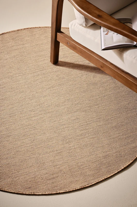 Jotex - Rund Udendørs Tæppe ø 120 Cm Polypropylen Beige Ensfarvet PETRA Køb Udendørstæpper hos Jotex