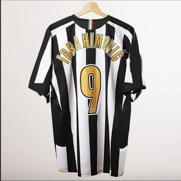 Zlatan Ibrahimovic Juventus 05-06 Fotbollströja Topp T-shirt 05-06 Juventus