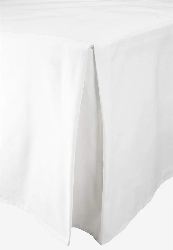 Cellbes of Sweden - Sengekappe med dekorative folder i hvit i størrelse 160 x 200 + 55 cm