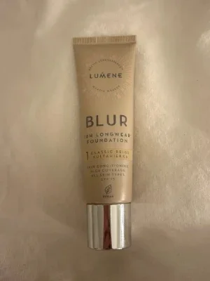 Lumene Blur Foundation Classic Beige