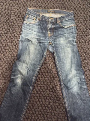 Blå jeans från Nudie Jeans