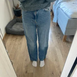 Blå high waist jeans från Perfect Jeans