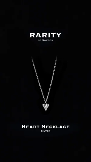 Heart Necklace - Silver: Unikt silvrigt halsband med hjärta