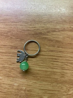 Fin ring från Indiska, storlek 17.