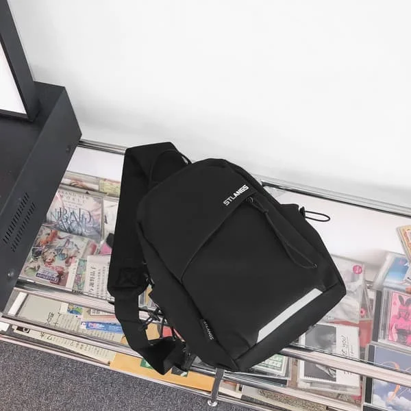 Ny bröstväska Axelväska Student Mode Sport Liten Ryggsäck Dam Crossbody Väska Svart Svart