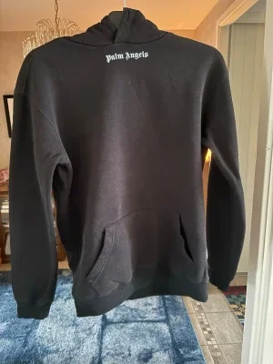 Svart hoodie från Palm Angels