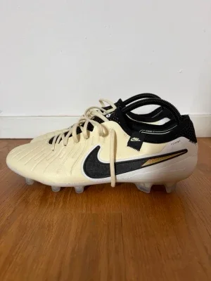 Nike Tiempo Legend 8 elite FG fotbollsskor