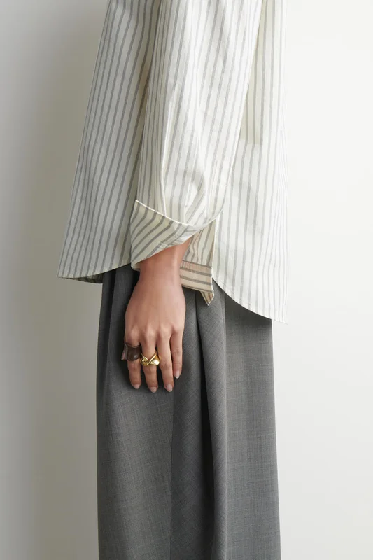 COS Curved Wooden Ring in Brown - Women