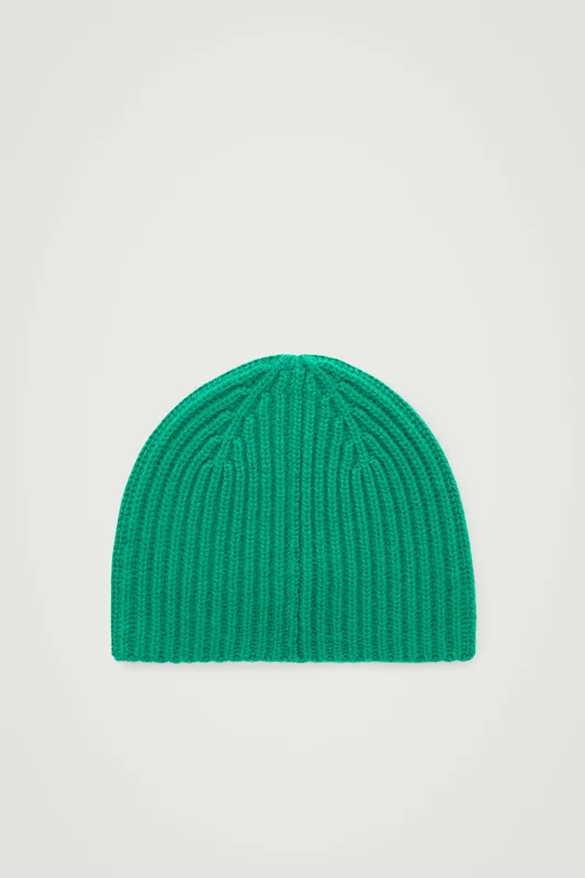 COS Men's The Ribbed Cashmere Beanie Hat in Green