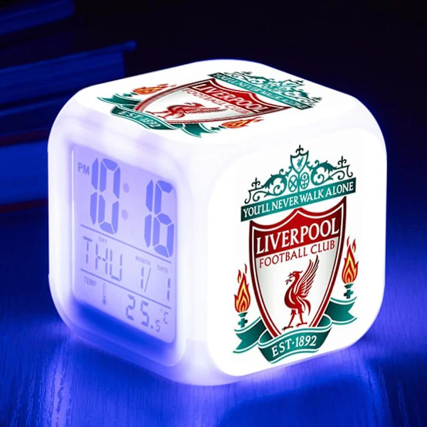 Fotball vekkerklokke LED digital fargerik fargeskiftende firkantet vekkerklokke kreativ liten vekkerklokke