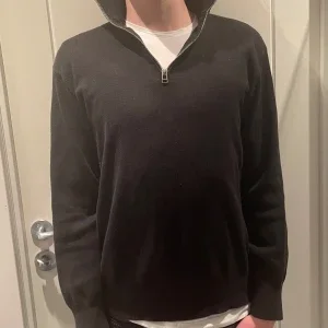 Zara halfzip