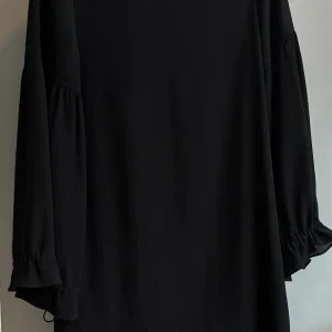 Svart klänning Carin Wester stl 42