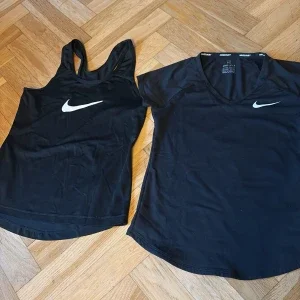 Svarta träningstoppar från Nike