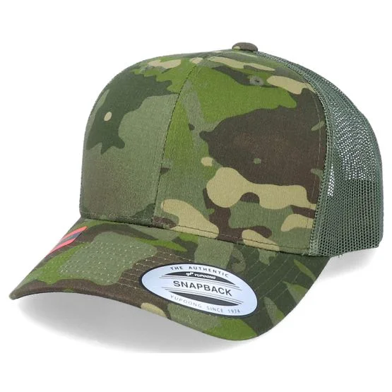 Yupoong - Camo trucker Kšiltovka - Multicam Tropic Trucker @ Hatstore