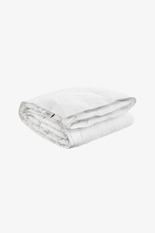 Borganäs of Sweden - Hotelltäcke Varmt 950g - Vit - Täcken - 150X200 - Från Homeroom