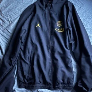 Psg kofta/tunn jacka