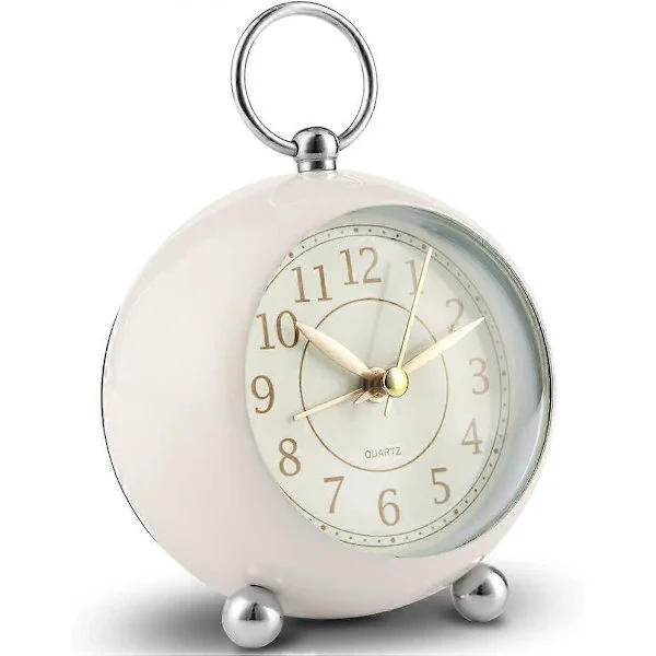 Stille vekkerklokke Batteridrevet ikke-tikkende bordklokke Analog vekkerklokke Soverom Retro vekkerklokke Enkel høylytt vintage vekkerklokke