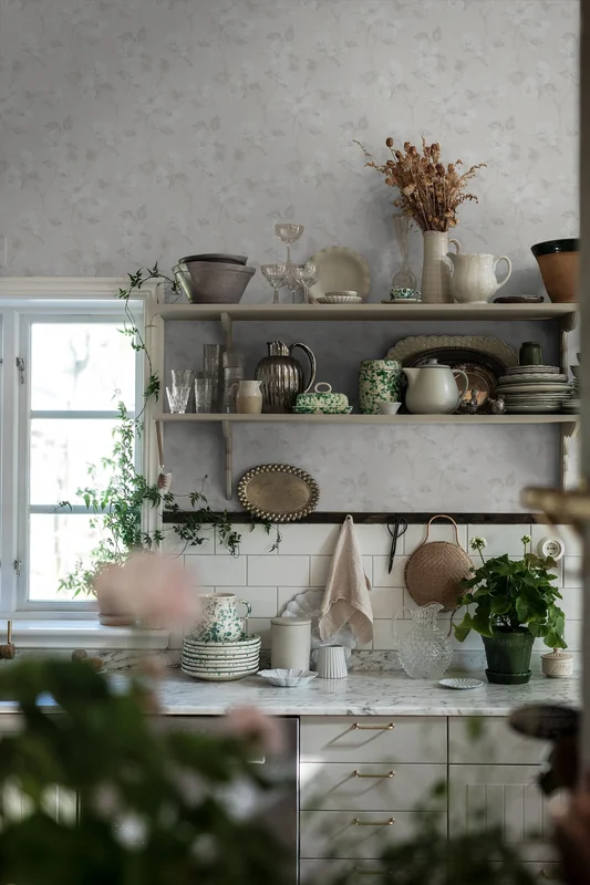 Boråstapeter Helen ́s Flower Vit Tapet