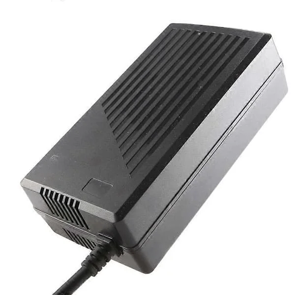 12V 15A 180W Bilstrømadapteromformer 230V til 12V Spenningsomformer med - Sigarettenneruttak EU-plugg-FY-svart