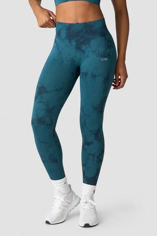 ICANIWILL - Define Seamless Tie Dye Tights Dark Teal - Treningstights - Dame - ICIW