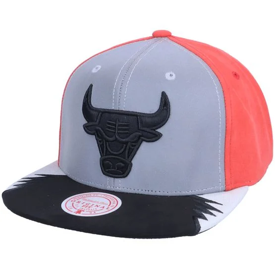Mitchell & Ness - NBA Grå snapback Kasket - Chicago Bulls Day 5 Grey/Red Snapback @ Hatstore