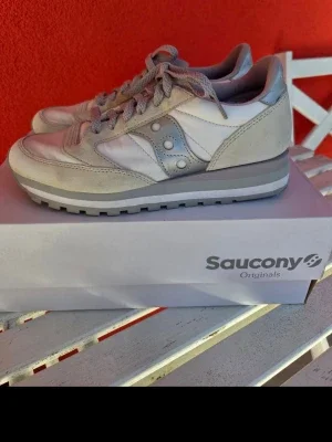Saucony Originals vita sneakers