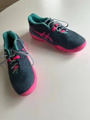 Asics padelskor