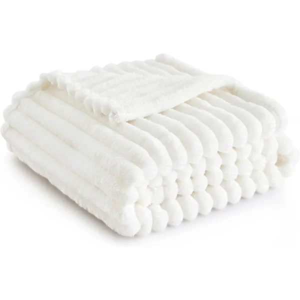 (SC) Bedsure White Throw Blanket for Sofa - Super Soft Cozy Blanket for Women, Cute Small Fleece Blanket for Girls, 50x60 Inches