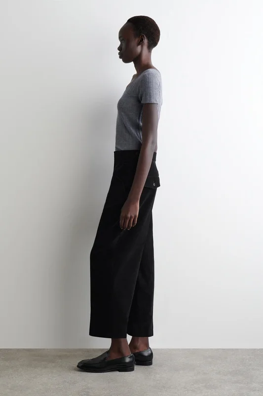 COS Women's Cropped Corduroy Trousers in Black