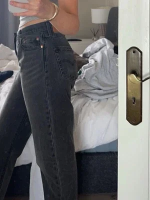 Svarta baggy Levis jeans
