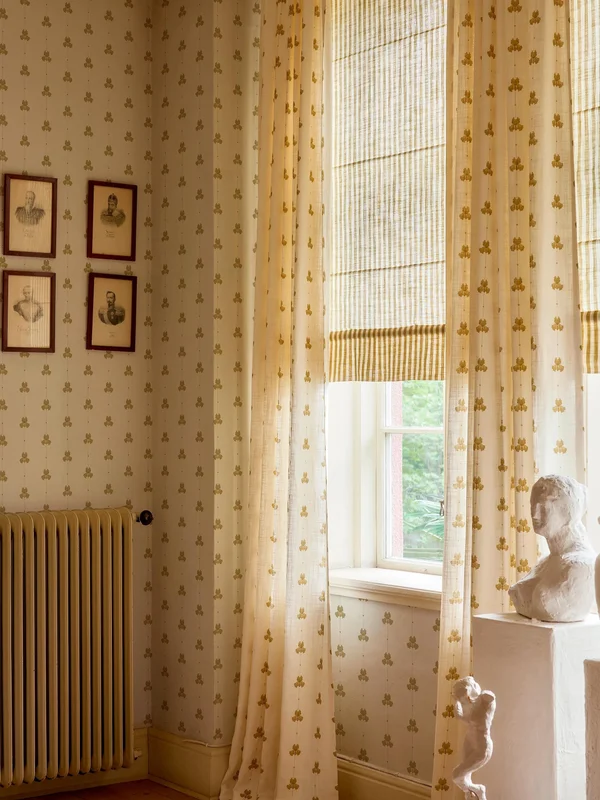 Wallpapers Gotain Sweet Pea Olive Green Boråstapeter