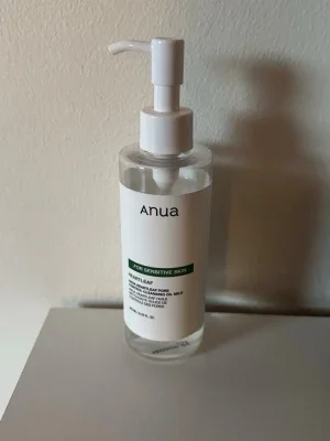 Anua Heartleaf Cleansing Oil