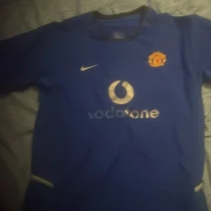 Manchester United retro shirt