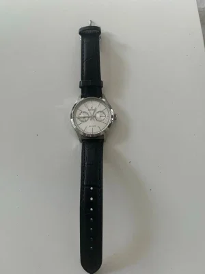 Svart klocka Festina