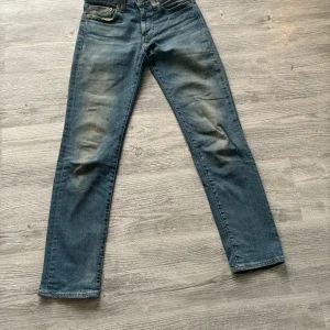 Levis jeans