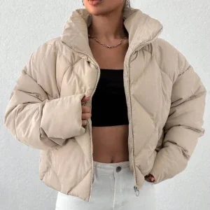 Oanvänd beige oversized puff jacka