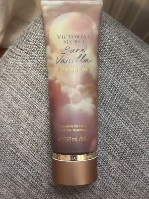 Limited Victoria's Secret Bare Vanilla Daydream