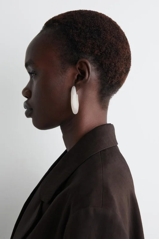 COS Mismatched Pebble Earrings in Yellow - Women