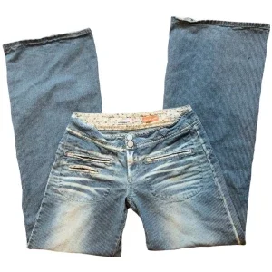 Vintage randiga lowwaist bootcut/ baggy jeans, y2k/ cyber/ alt/ 2000tal/ 2000s/ 00s/ 00tal/ 2005/ 2006/ 2007/ 2008/ 2009