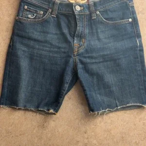 Blå jeansshorts från Jacob Cohen