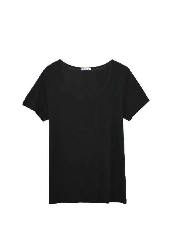Wera T-shirt i viskos FANNY T-shirts & toppar Svart L