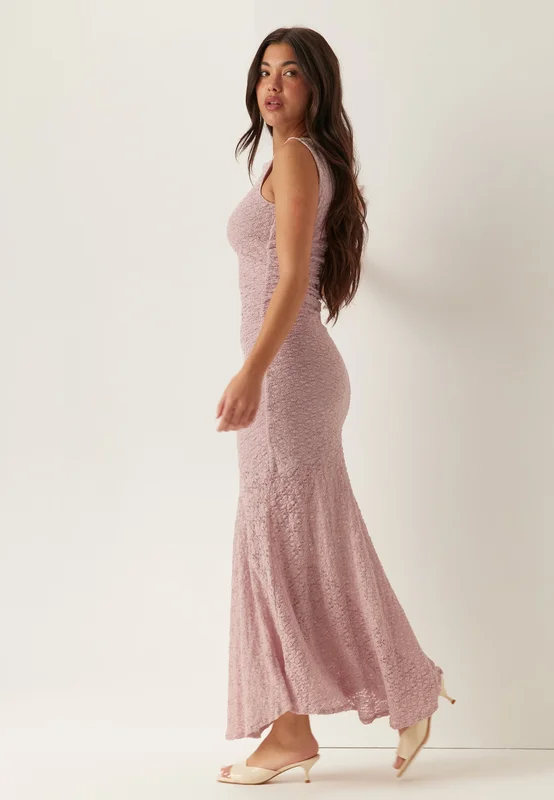 BUBBLEROOM - Lace Maxi Dress - Ljuslila - Klänning Bröllopsgäst