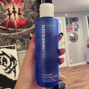Glow2OH Dark Spot Toner från Ole Henriksen